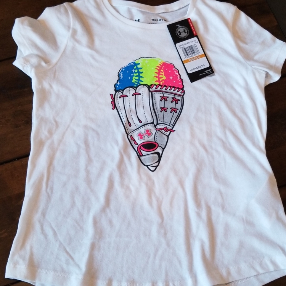 NWT Under Armour girls tee shirt